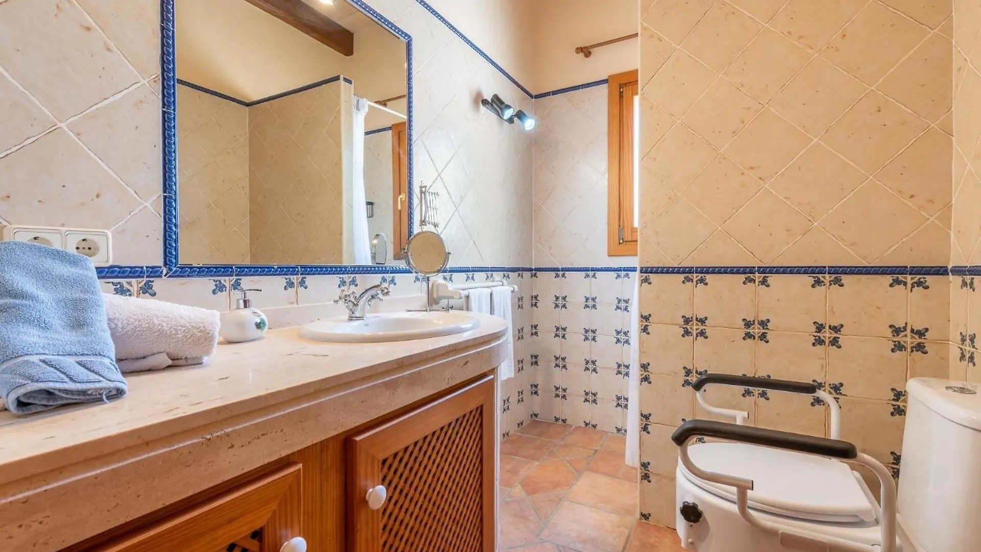 Ferienhaus Mit Privatpool Fuer 6 Personen Ca 300 Qm In Son Macia, Mallorca Suedostkueste Von Mallorca Manacor